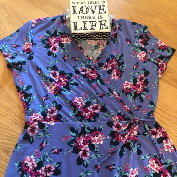 Twice Chic Boutique Dresses & Skirts - 💐🆕Payton Soft PurpleFloral WrapDress NWT
